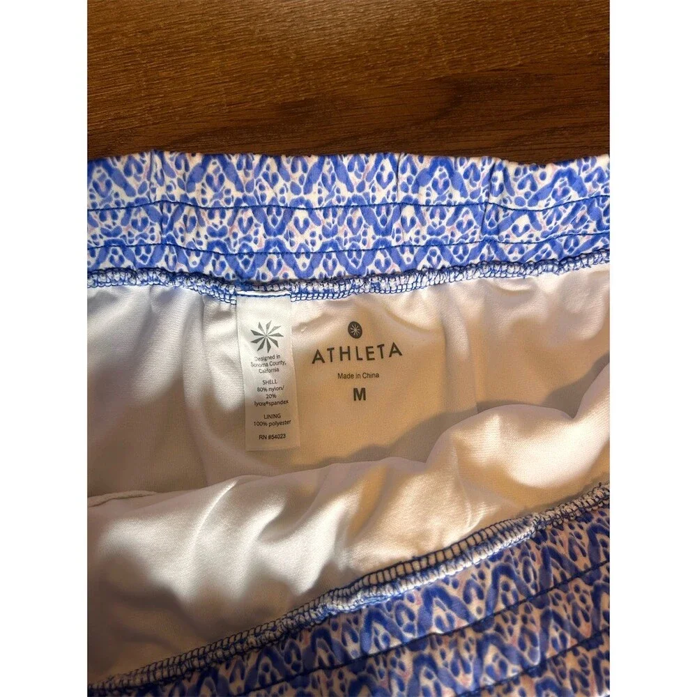 Athleta Swim Board Shorts Womens Size M Blue Floral Drawstring Lined